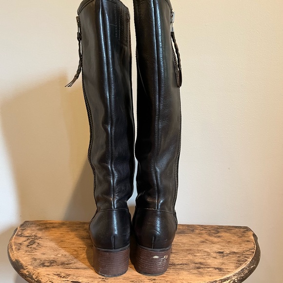 Lucky brand black boots - Picture 3 of 5